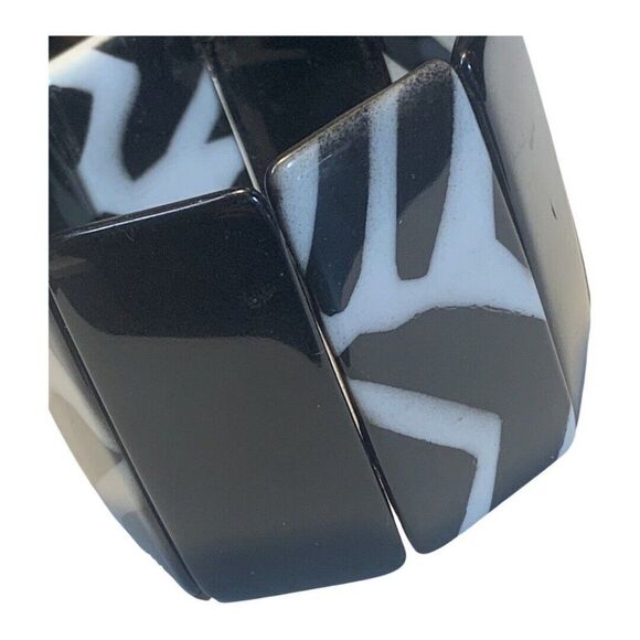 Vintage Black White Zebra Print Acrylic Rectangle Women’s Stretch Bracelet - Picture 4 of 6